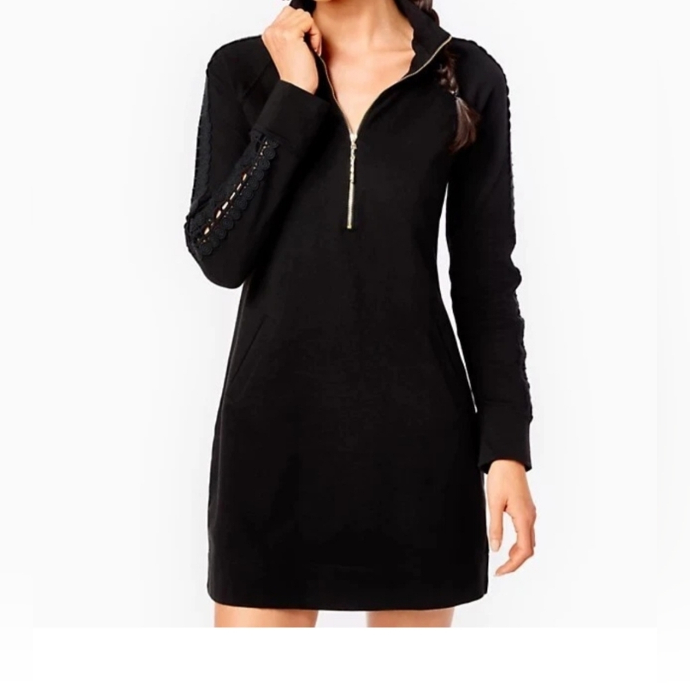Lilly Pulitzer Black  Skipper Popover with Gold Zipper With 2 Pockets